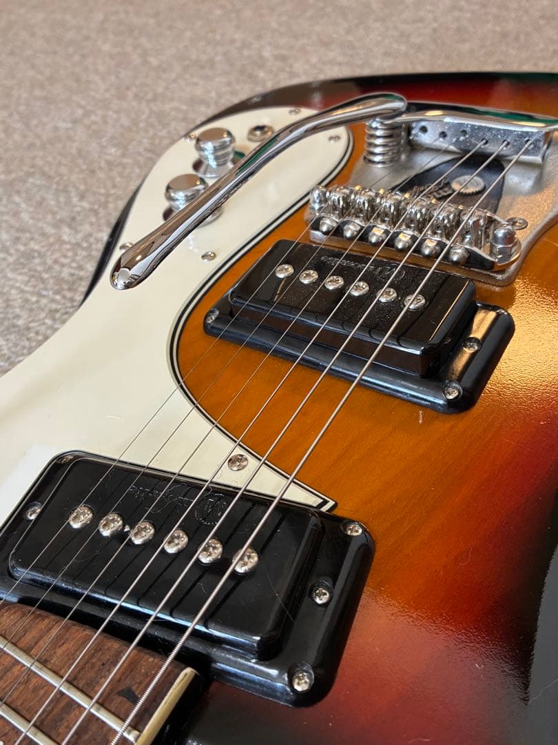 ■モズライトギター Mosrite of California 演奏動画あり！