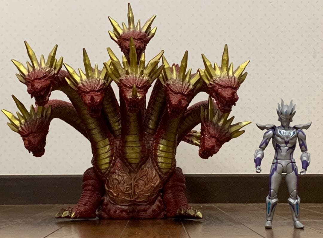 BANDAI ソフビ ヤマタノオロチ