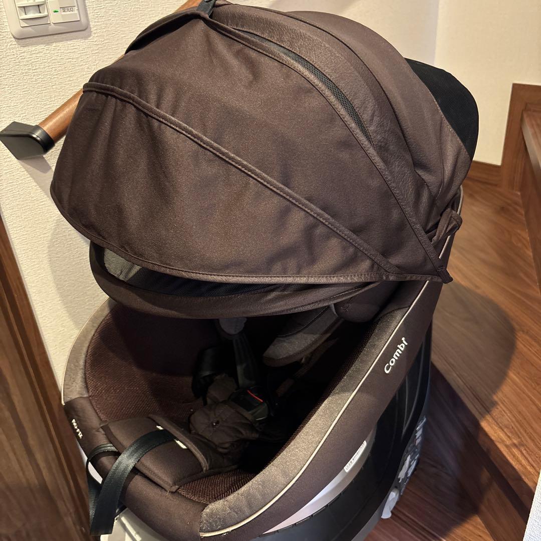 Combi チャイルドシート　クルムーヴスマート ISOFIX