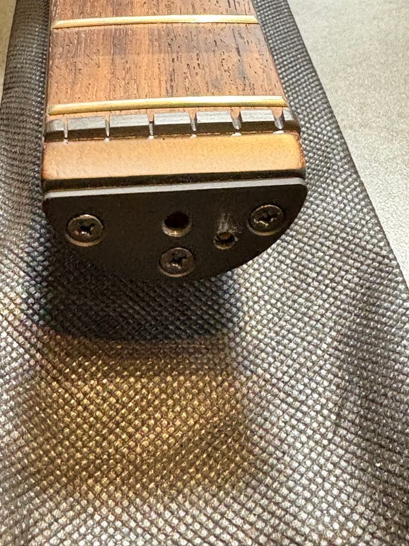 禿*空様 3分割高級ポータブルエレキギターSGT-3DPEG01NS