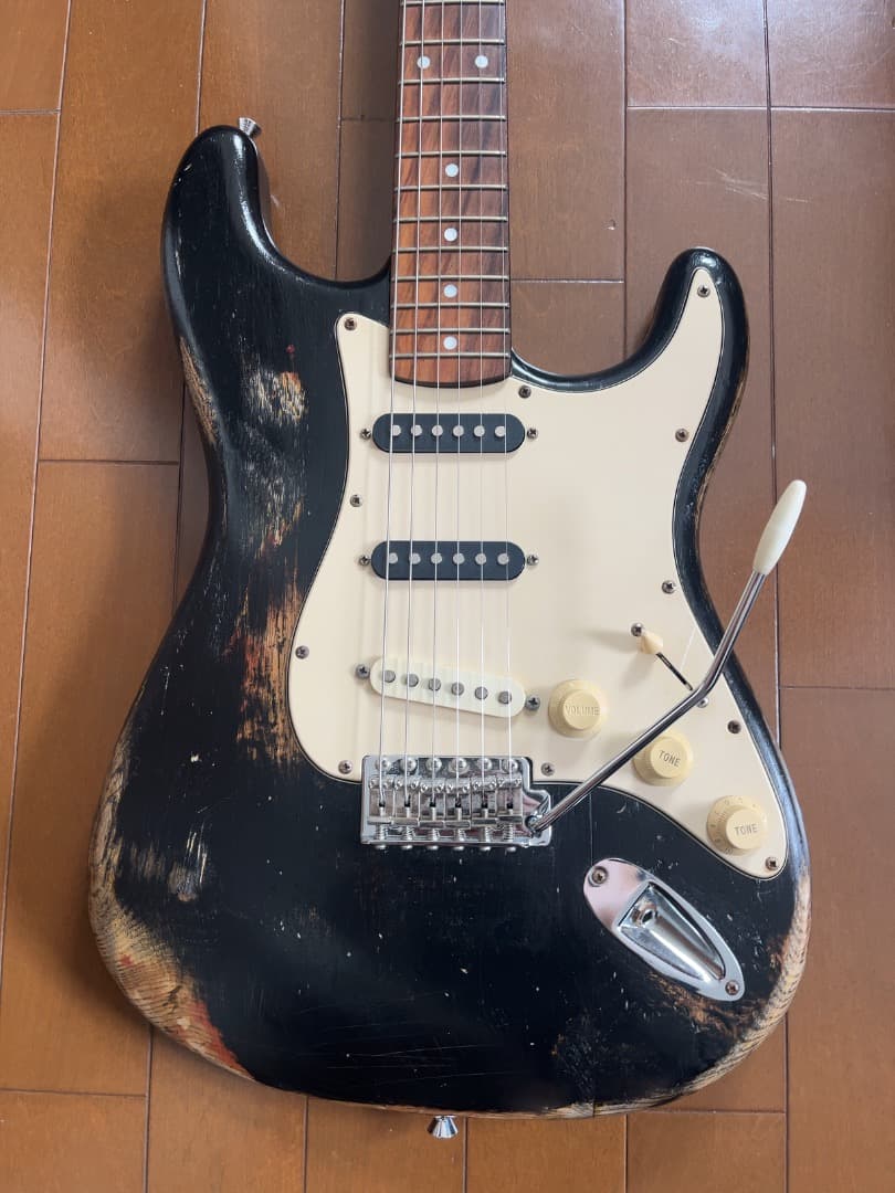 ストラトキャスター レリック(おまけ付き)