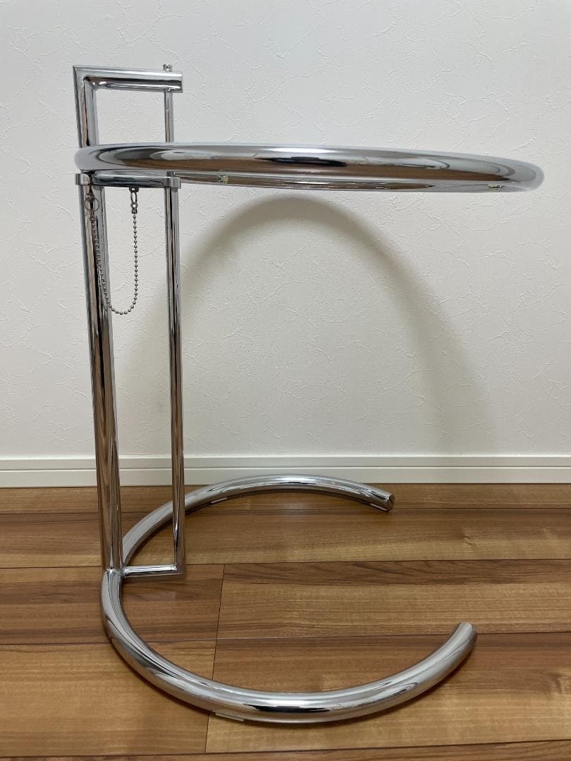 アイリーン・グレイ E1027 サイドテーブル リプロダクト