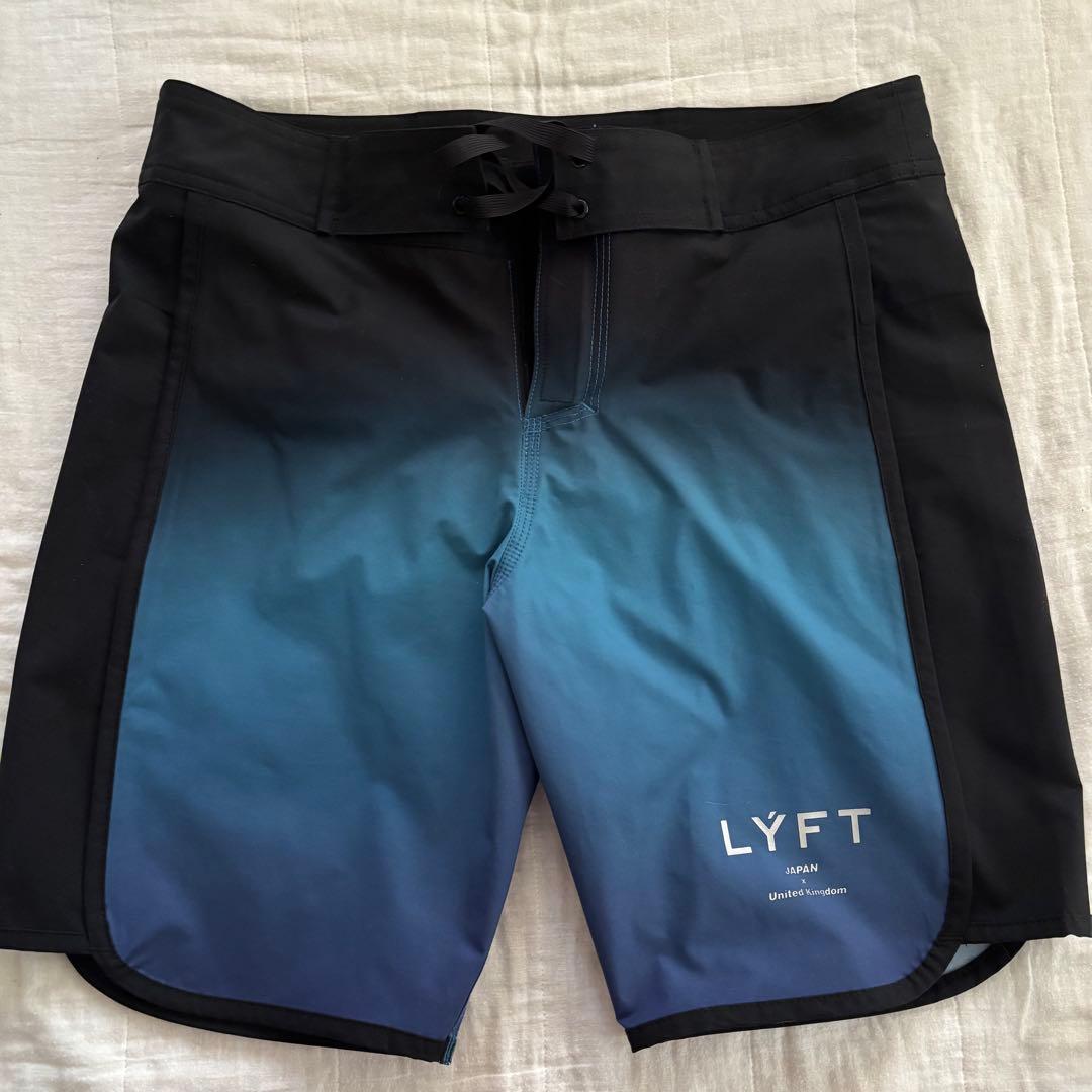 【公式完売品・新品未使用】 LYFT サーフパンツ ステージショーツ