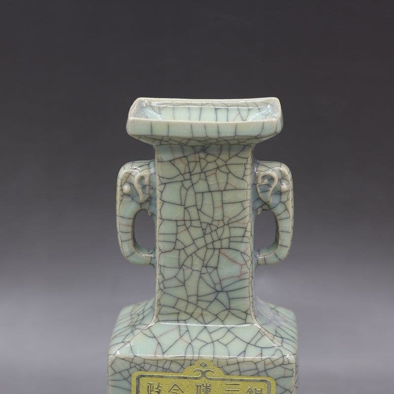 宋代兄窯開片金象嵌宝石象耳四方瓶景徳鎮 陶磁器 装飾品 現代工芸品 美術品 置物