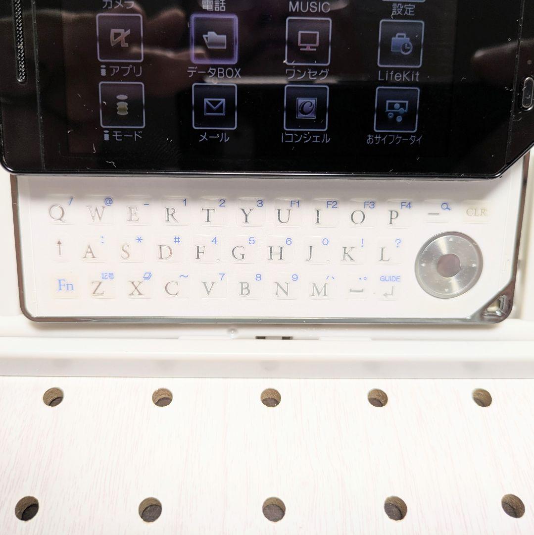 ガラケー本体 実機 AQUOS SH-04A 動作品 NTTドコモ FOMA