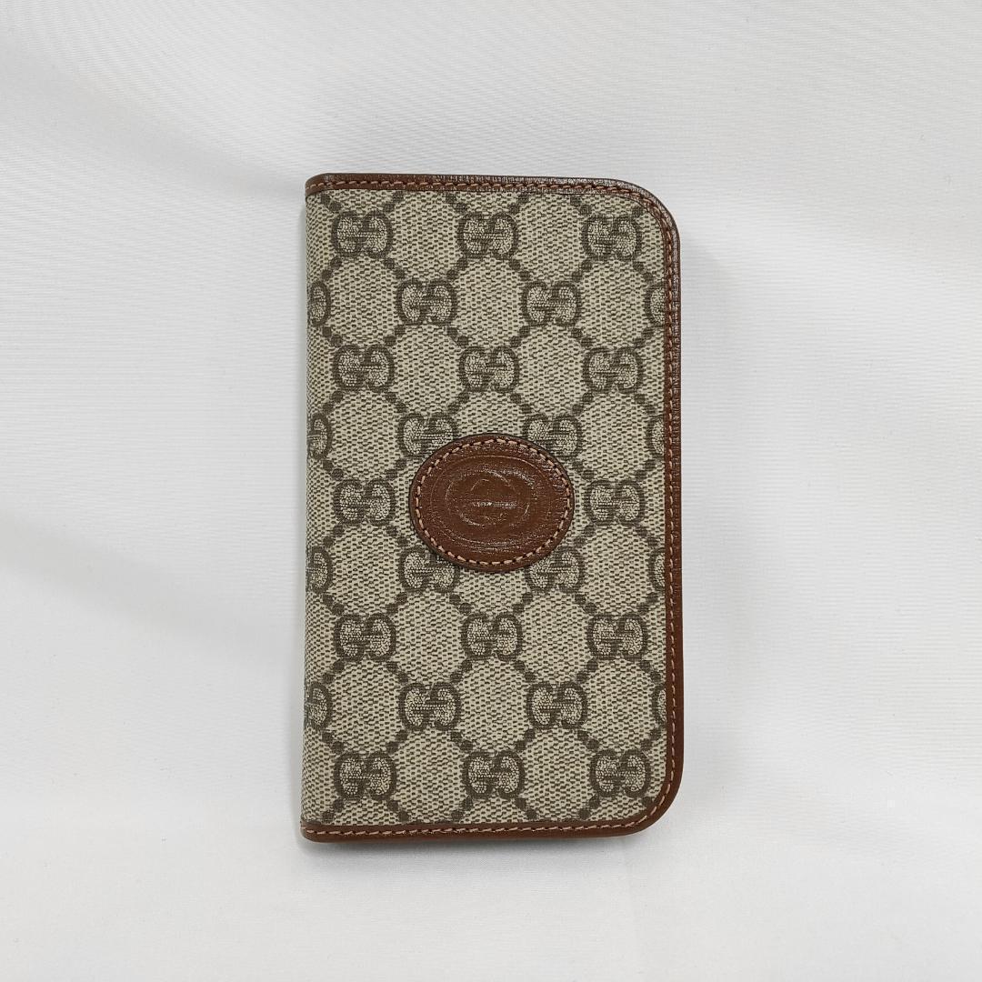 新品 未使用 GUCCI GGスプリーム 手帳型 iPhone15用 ベージュ