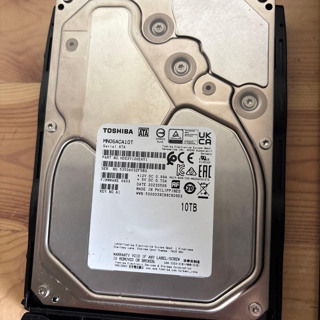 Synology シノロジー DS920+＆HDD TOSHIBA 10TB