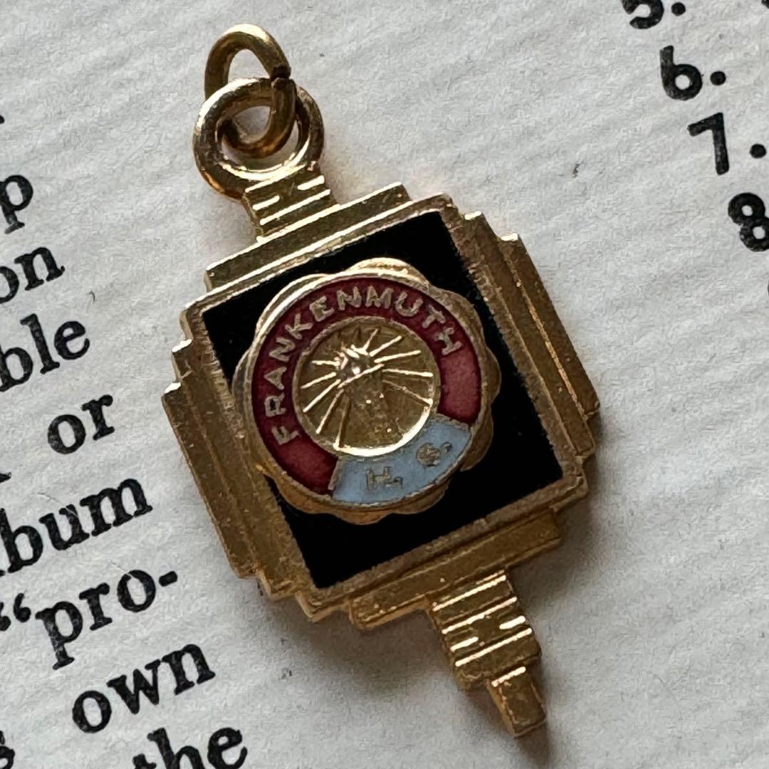 カレッジリング金ゴールド黒ネックレストップ社章ピンズ40sバッジ/バッヂ古着