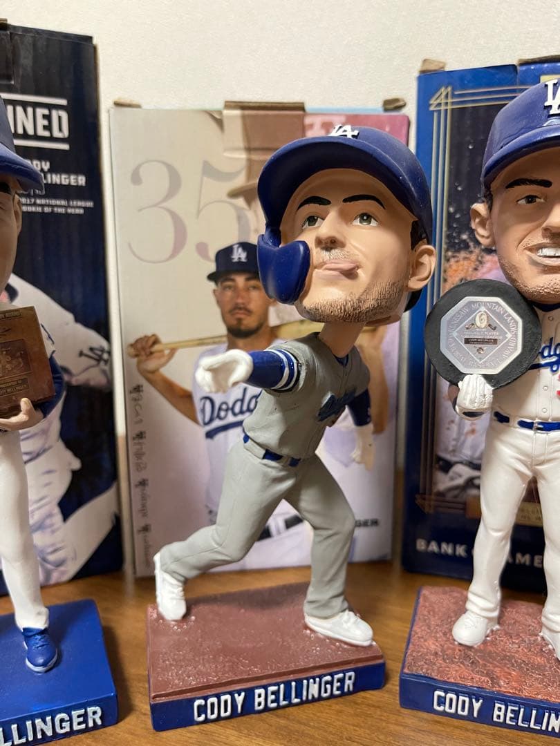 ロサンゼルスドジャース　コディ・ベリンジャー　ボブルヘッド5体セット　大谷翔平