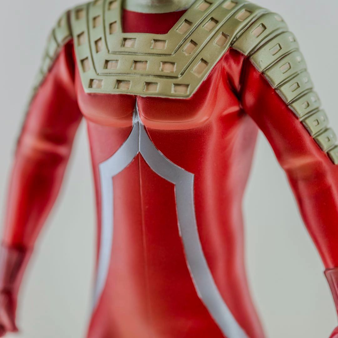 汚し塗装 海洋堂 character classics ウルトラセブン レジン