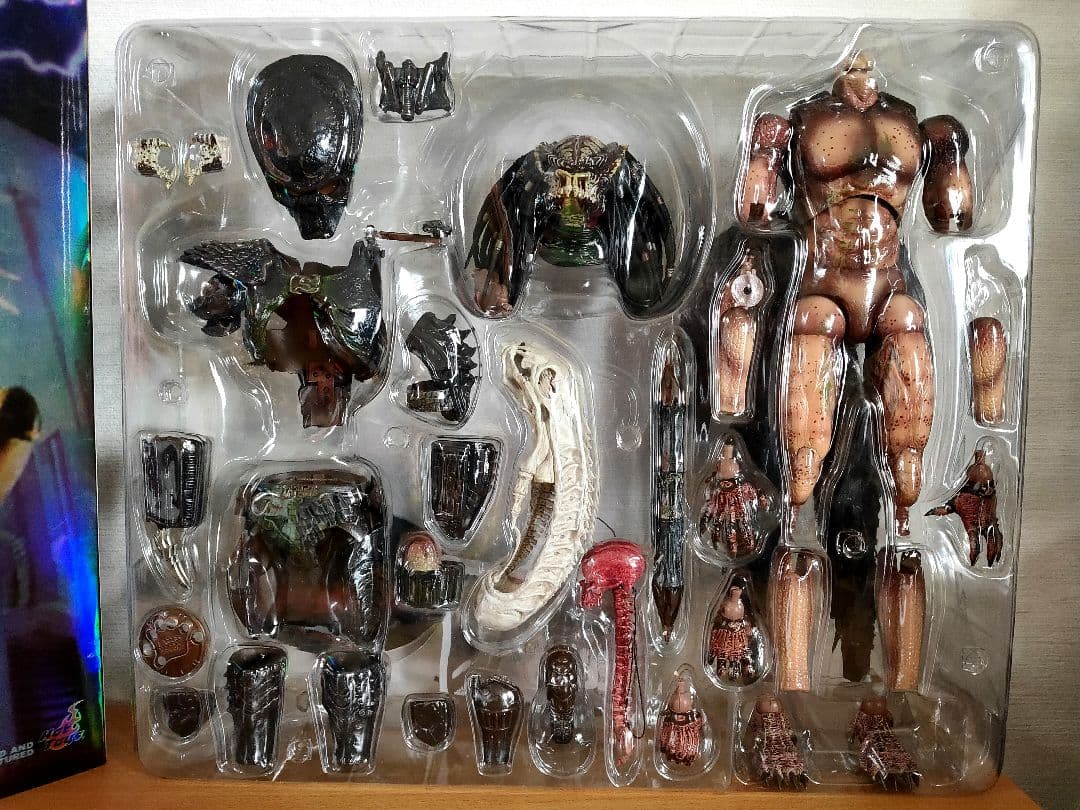 ホットトイズ プレデター2：バトルダメージバージョン