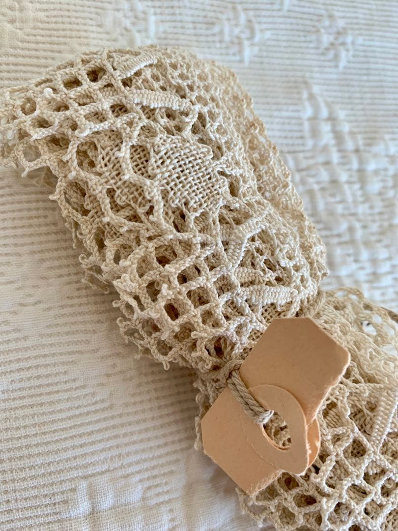 フランスアンティークローズ柄ファブリックパニエ＆アンティーク レースset