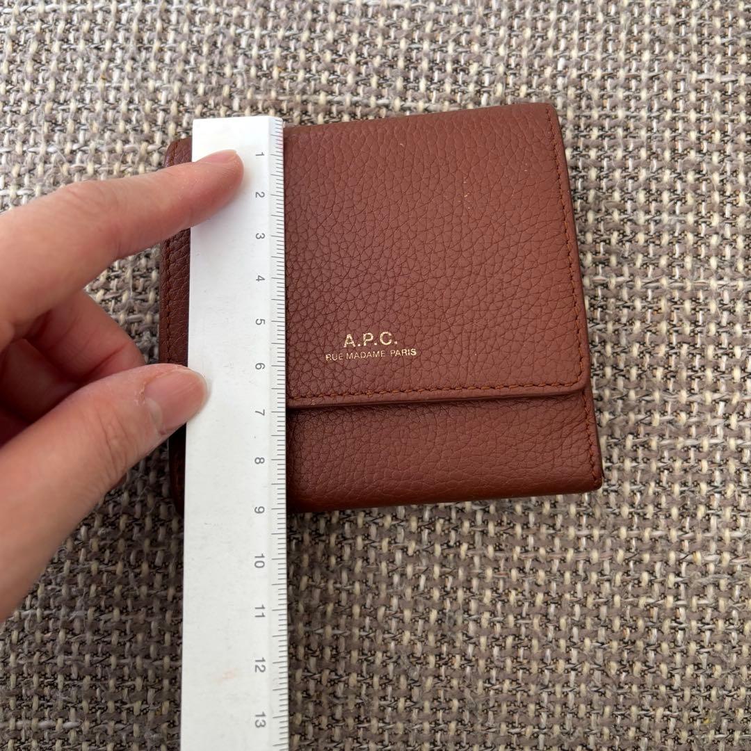 A.P.C. 折りたたみ財布　ブラウン