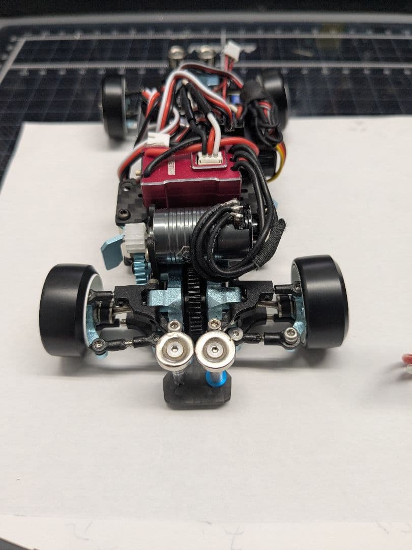 TGーRwd　1/24　ドリフトレーシングカー　McLaren 　ボデー付き