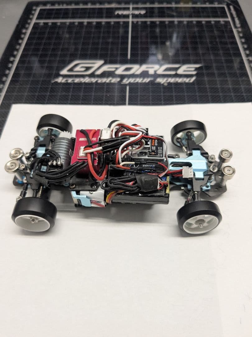 TGーRwd　1/24　ドリフトレーシングカー　McLaren 　ボデー付き