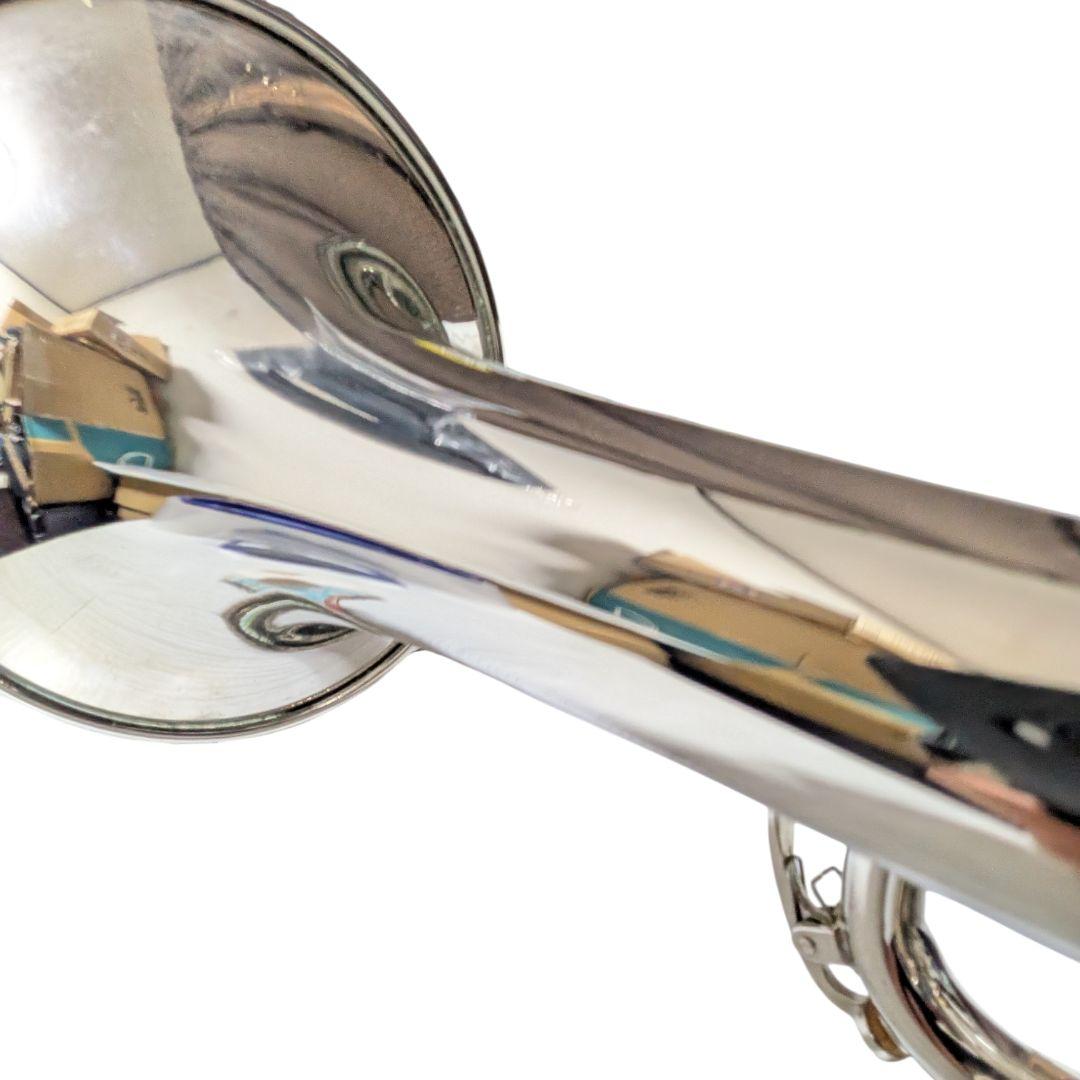 美品 ヤマハ トランペット YTR-136 シルバー マウスピース付