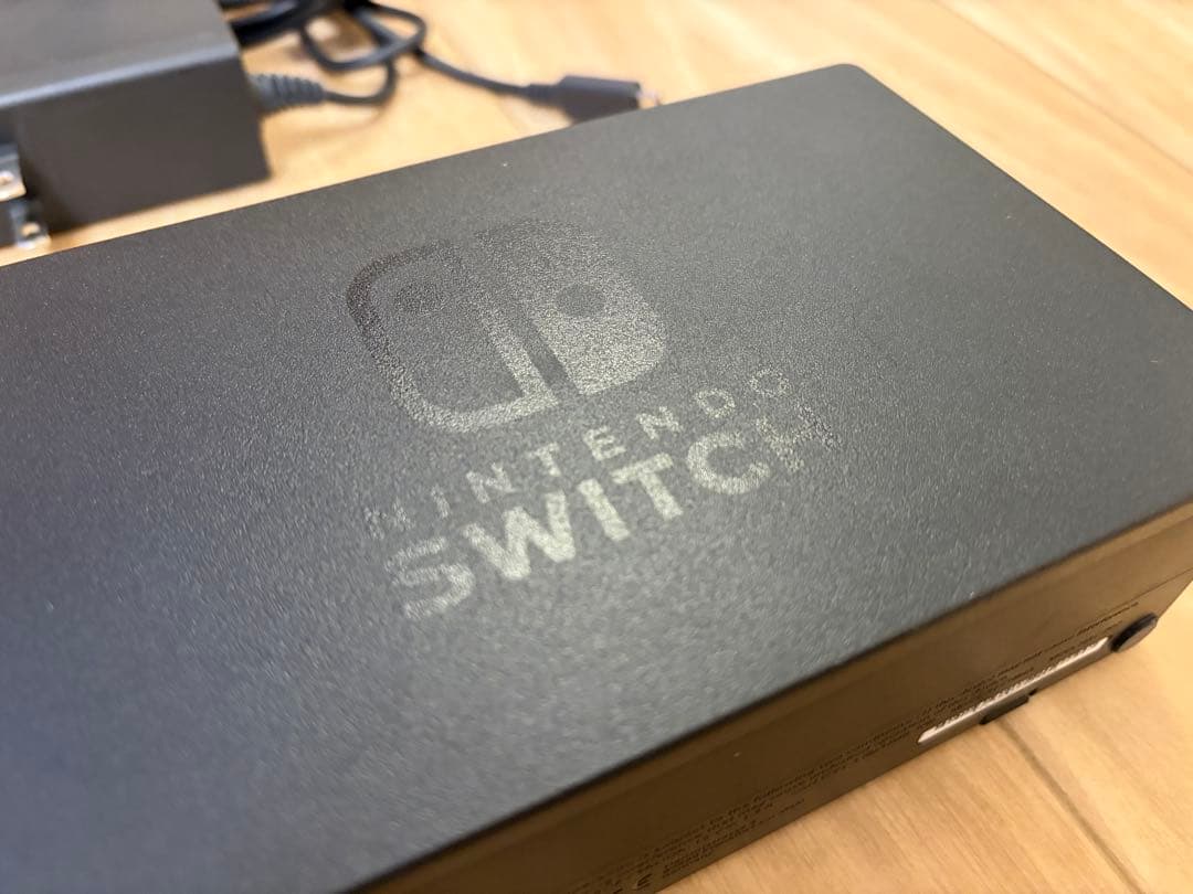 【動作問題なし】Nintendo Switch 本体(付属品全てあり、箱無し)
