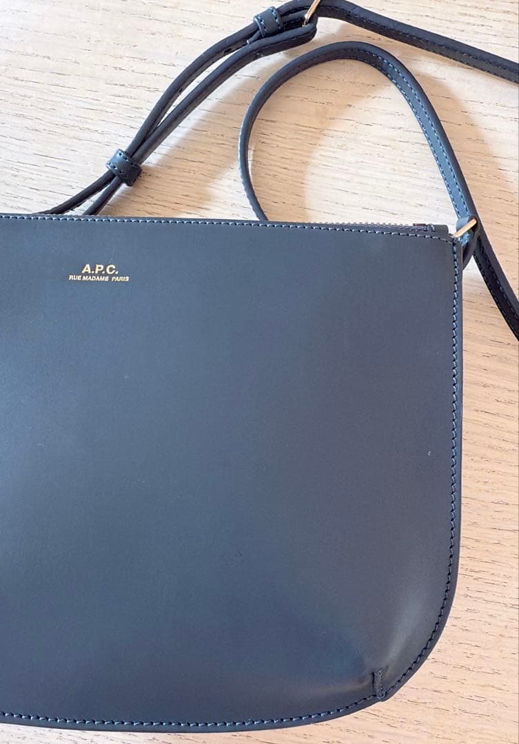 A.P.C ショルダーバッグ