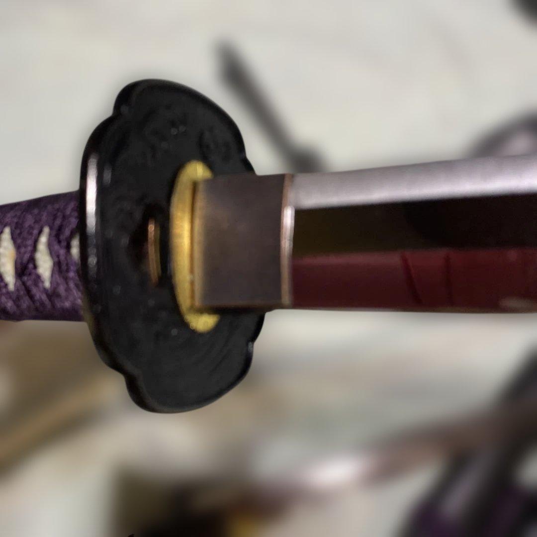 高級模造刀(明智光秀拵え)と脇差居合刀(2本刀掛台付) 紫柄と黒