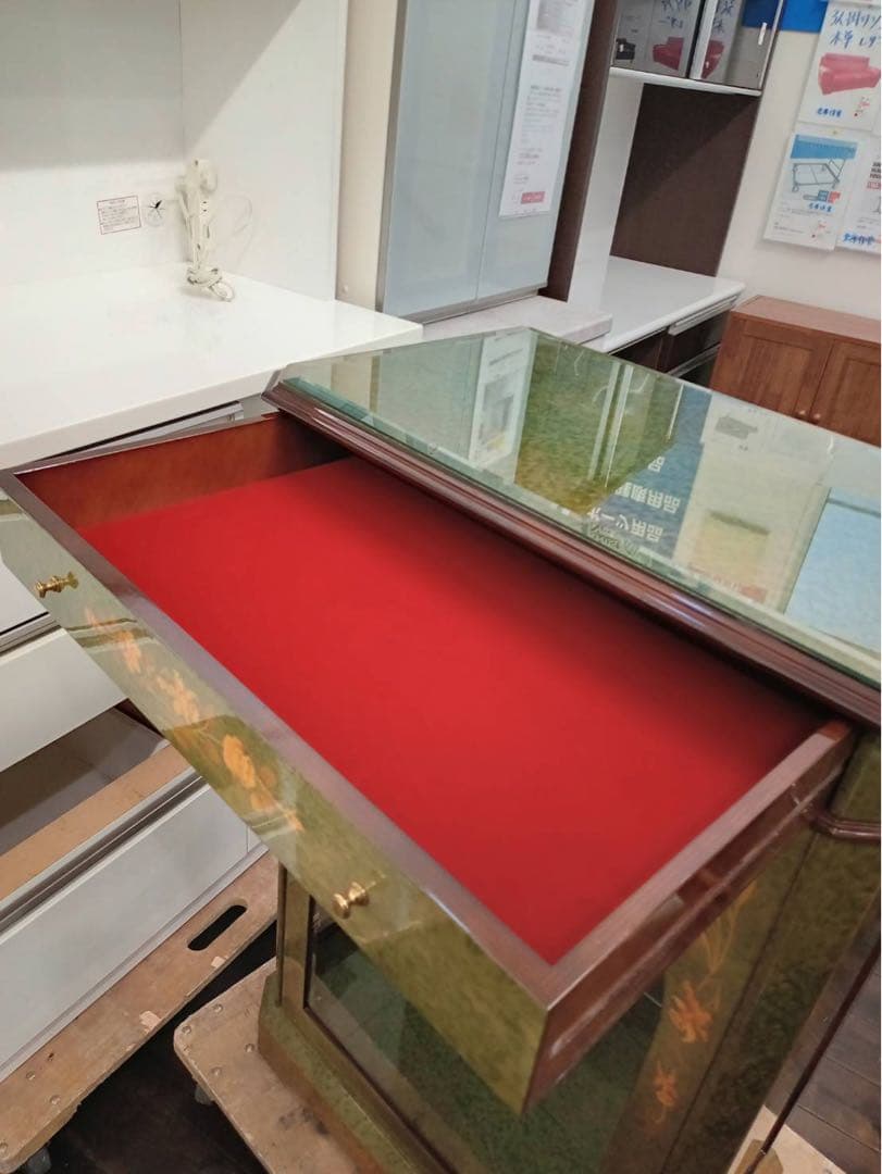 希少品❗コレクションボード　象嵌　ガラス　飾り棚　北九州市福岡市限定