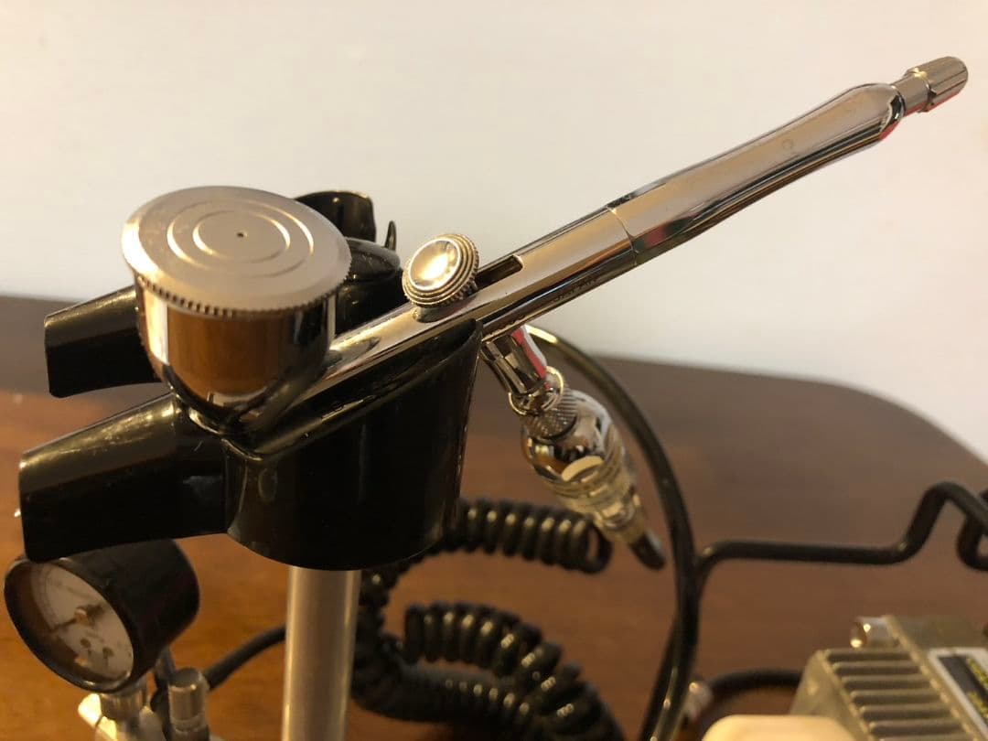 クレオスMr.リニアコンプレッサーL5レギュレータープラチナセット　PS-305