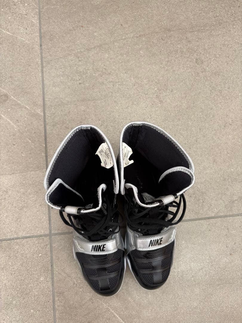 美品　NIKE 25.5 ボクシングシューズ ハイパーko
