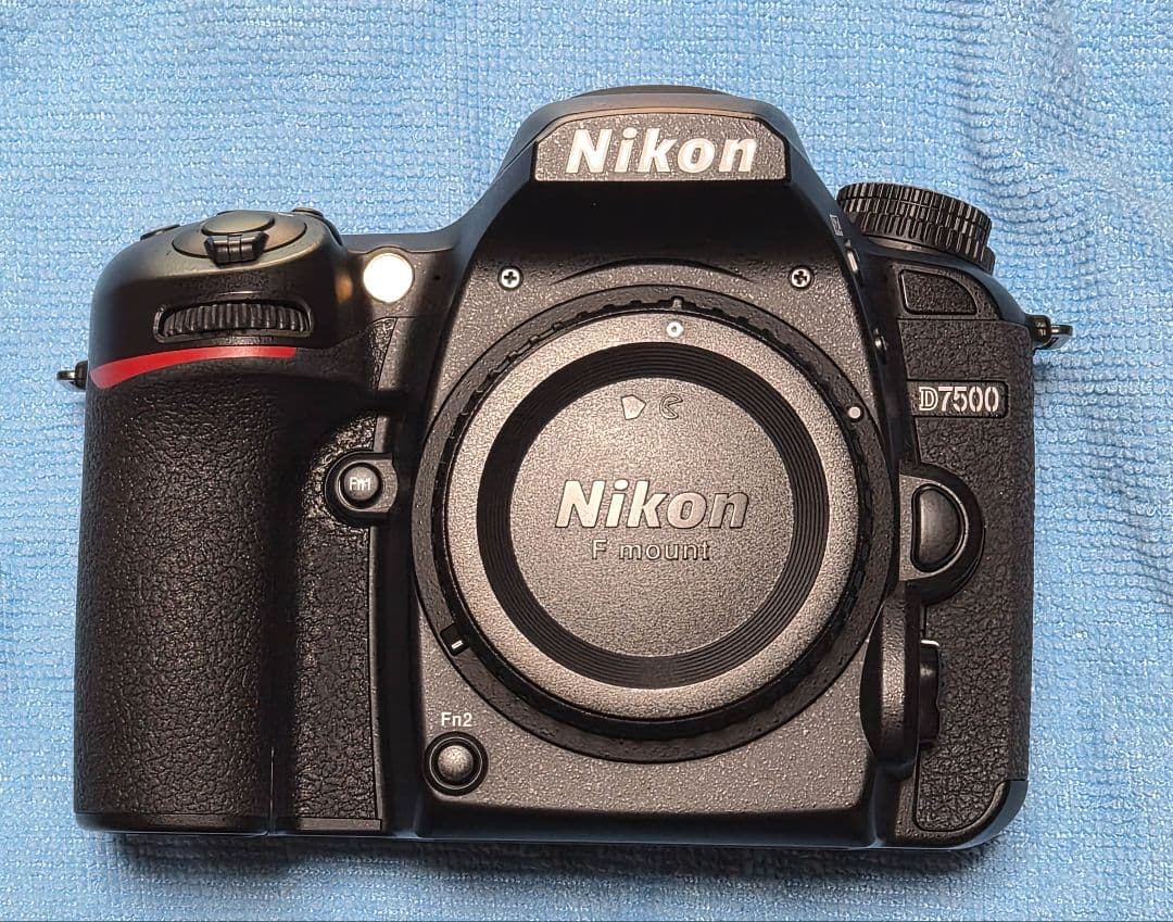 Nikon D7500 ボディ
