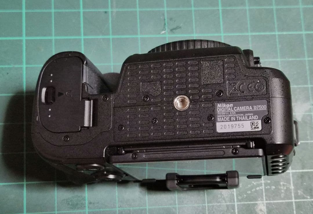 Nikon D7500 ボディ