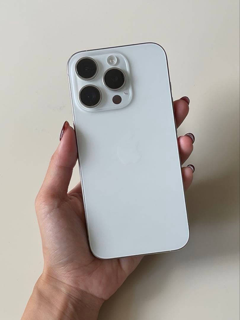 【ジャンク品】iPhone15pro 画面割れ　動作正常