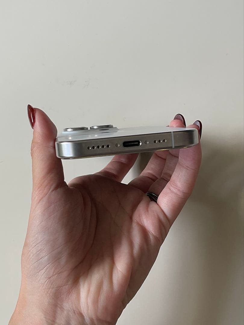 【ジャンク品】iPhone15pro 画面割れ　動作正常