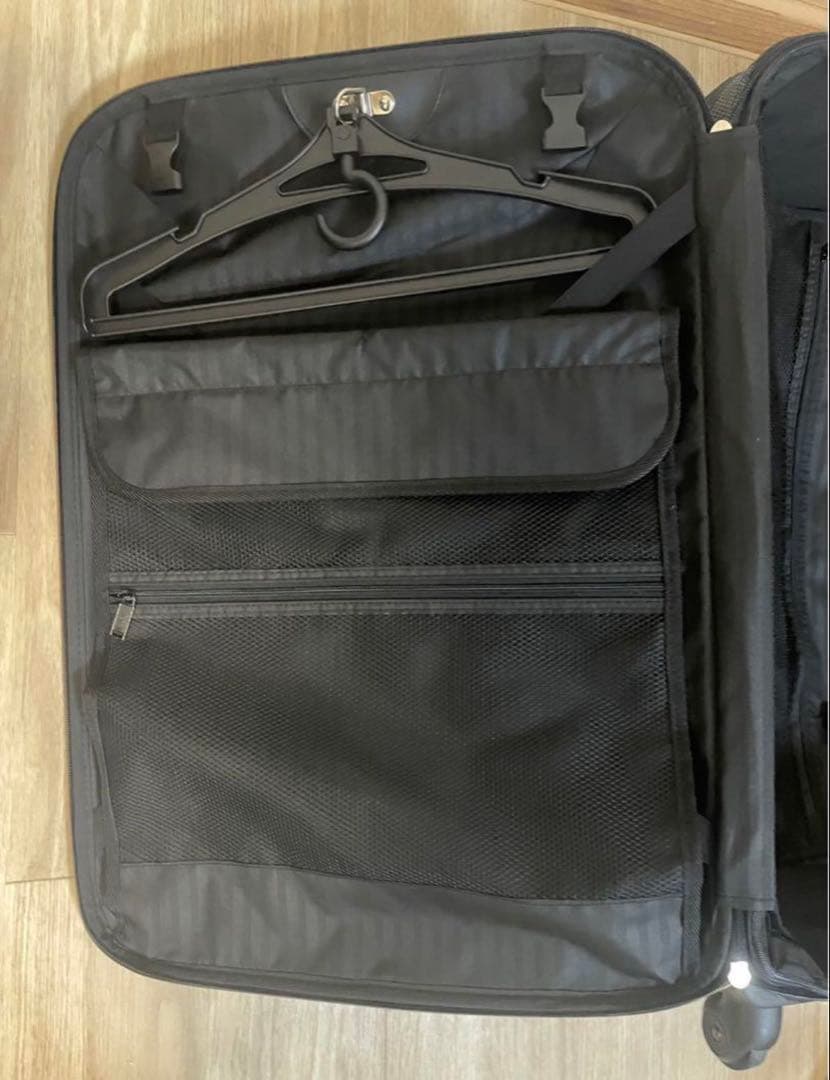 シフレ　エスケープ　大容量80L ソフトスーツケース　ちきりんさん