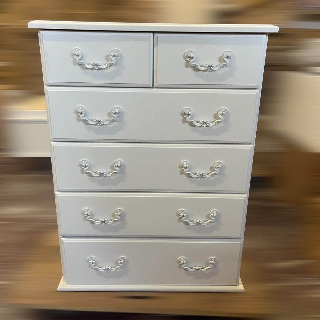 【新品・未使用】　　　チェスト　ヨーロピアン調　 幅60ｃｍ