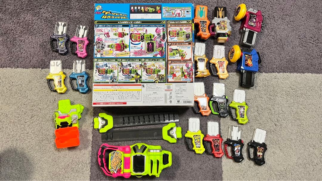 仮面ライダーエグゼイド DXゲーマドライバー＆DXバグルドライバー（used）