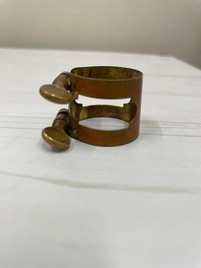 ヴィンテージ　アルトサックス用リガチャー　Martin・Connタイプ