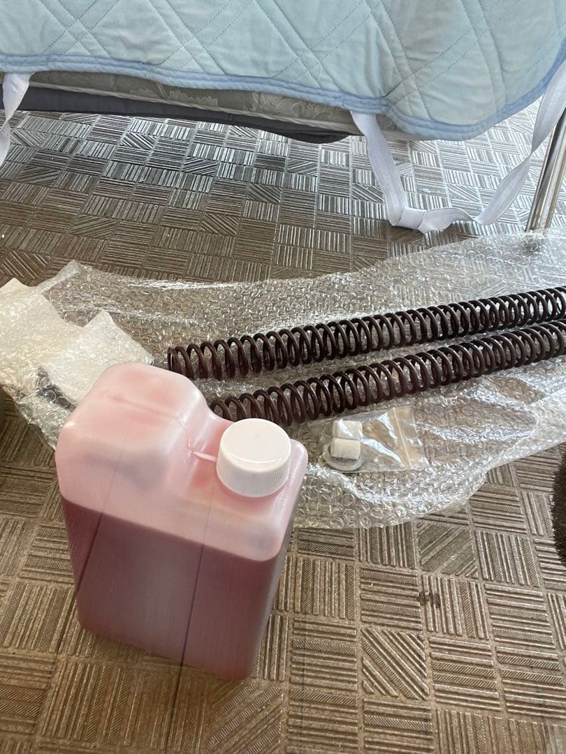 dトラッカー250 klx250 フロントフォークスプリング　オイルはおまけ