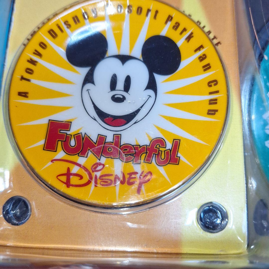 レア　非売品　ファンダフルディズニー　ピンバッジ　コレクタブル　プレート