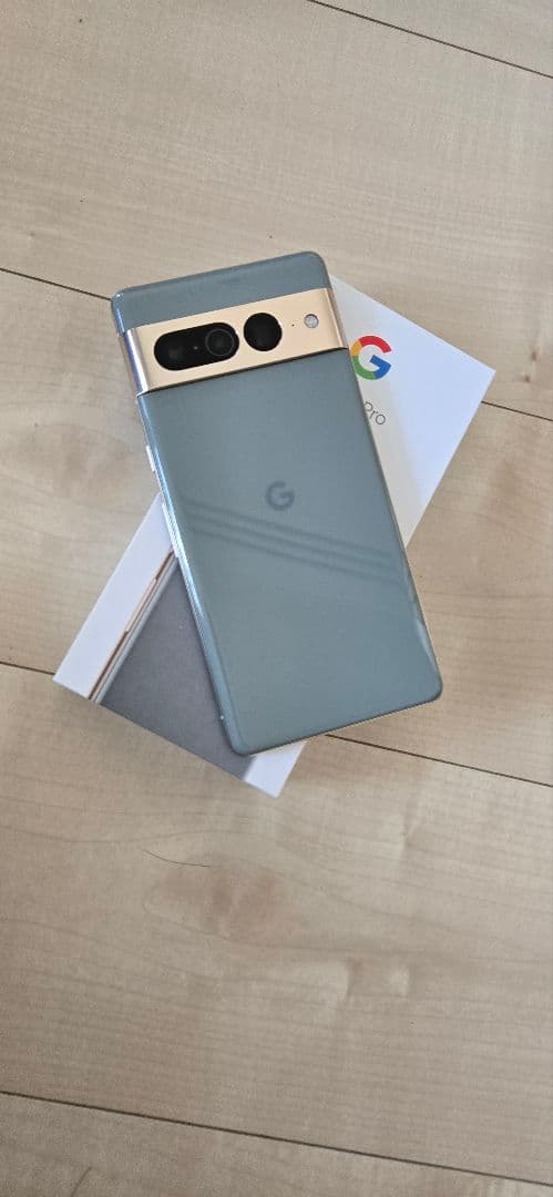 Google Pixel 7 Pro ヘーゼル