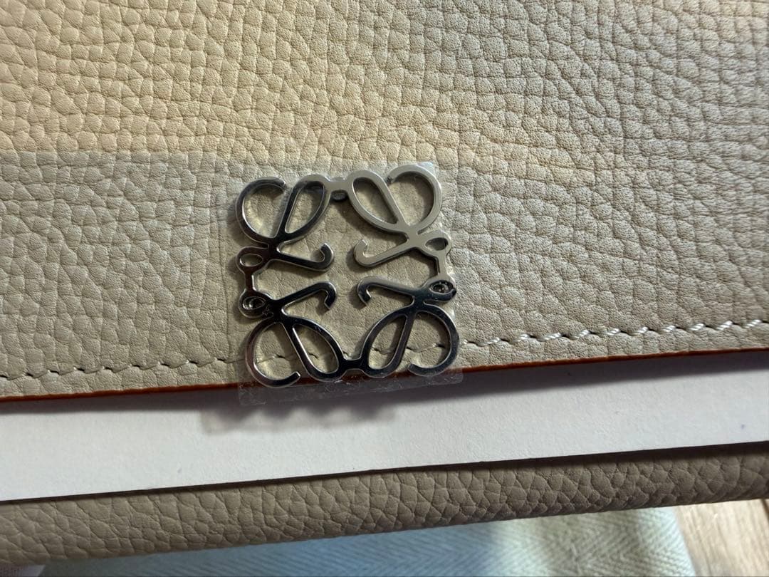 【新品・未使用】LOEWE ロエベ 三つ折り財布