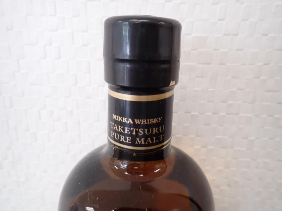 新品未開栓 竹鶴ピュアモルトウイスキー 700ml アルコール43%