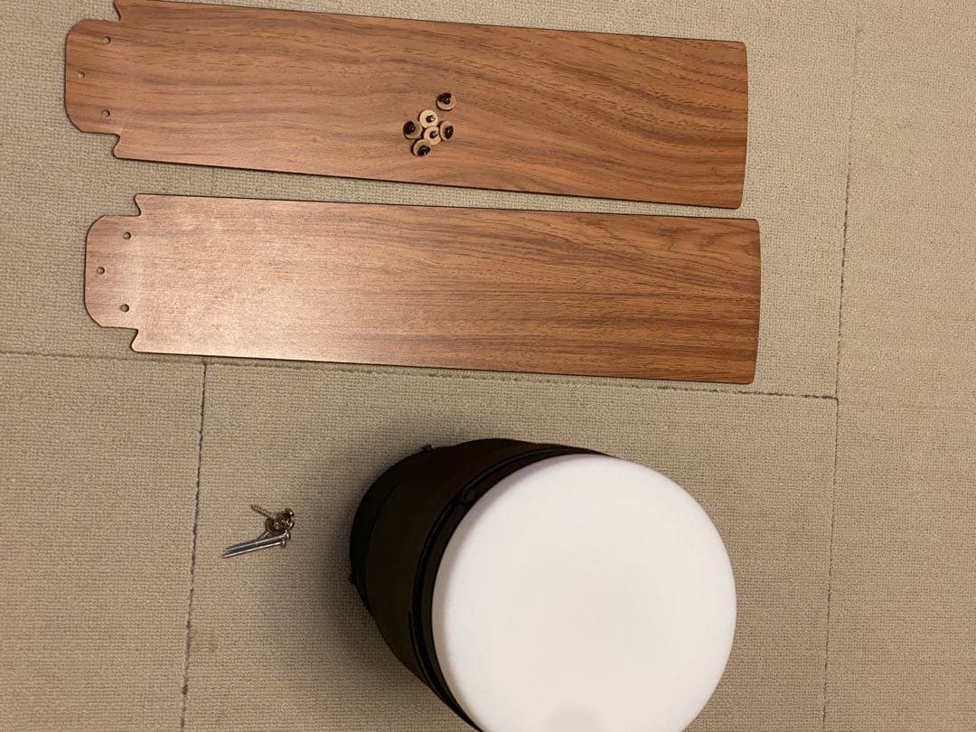 JAVALO ELF(ジャヴァロエルフ) LEDシーリングファンブラック