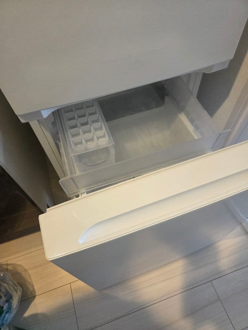 YAMADA 冷蔵庫 YRZ-F15LW 156L