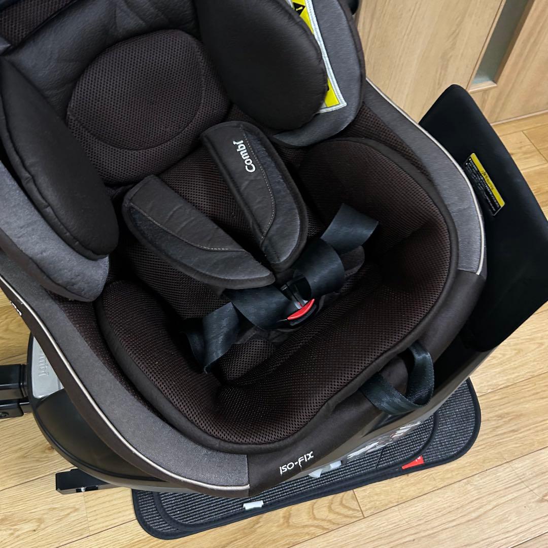 洗濯済み　combi クルムーヴスマート　isofix JG-650 ブラウン