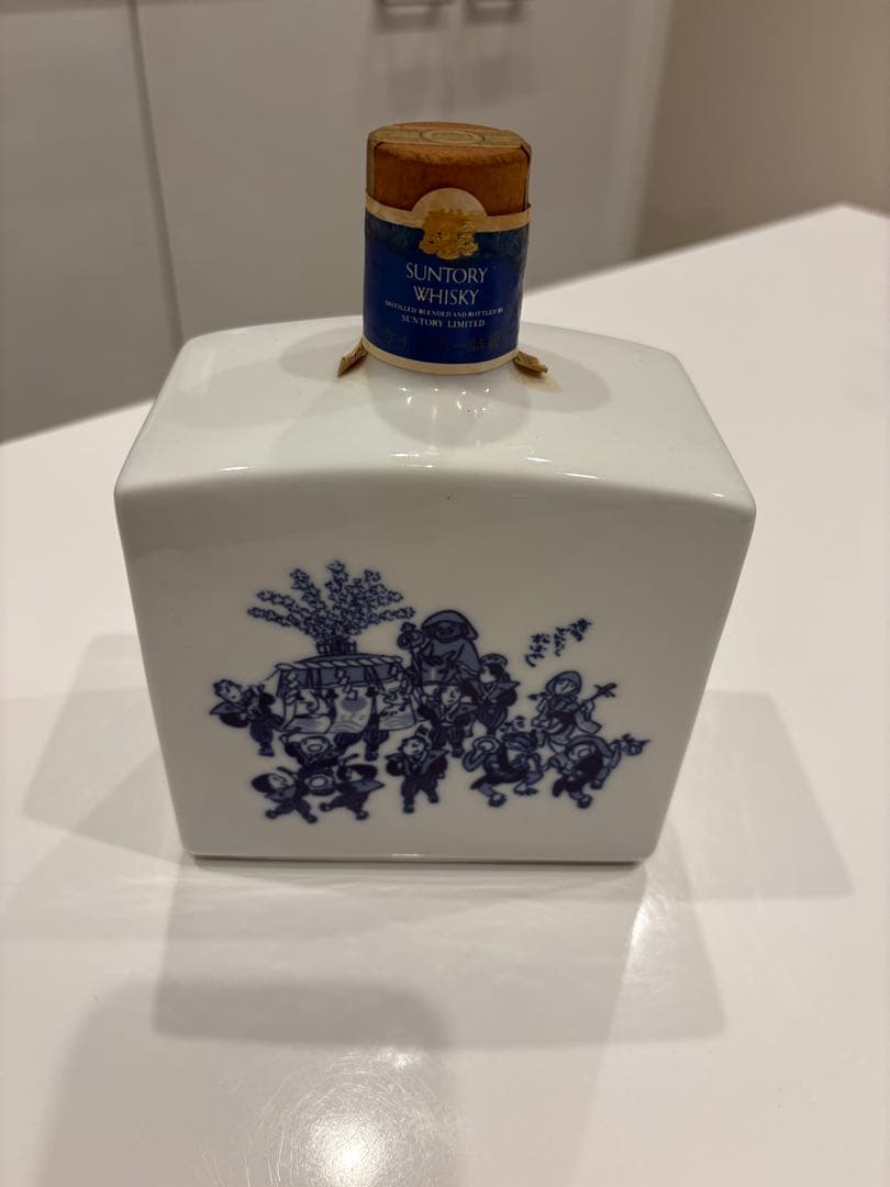 Suntory Whisky ふくおか’82記念陶器ボトル