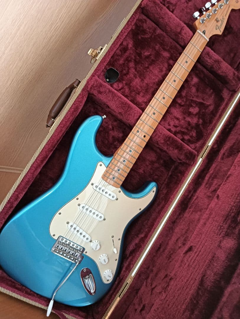 Fender　Mexico　Standard　Stratocaster新品購入