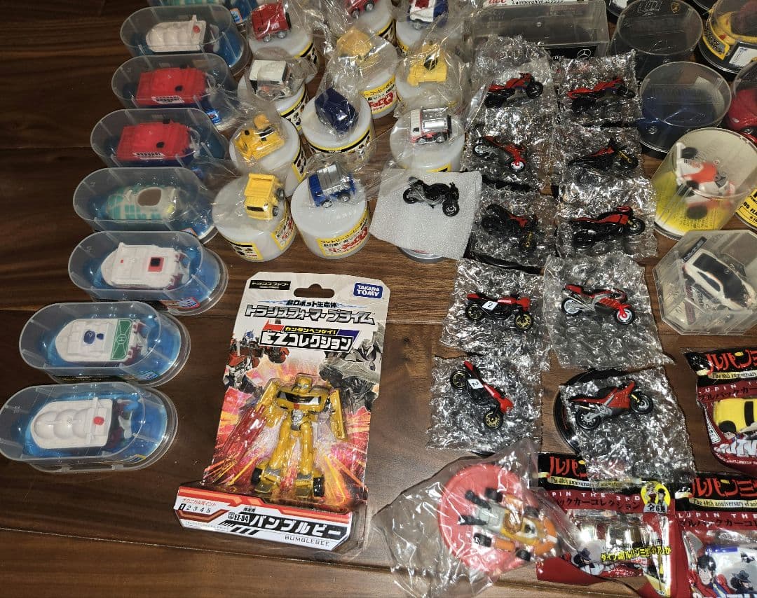 食玩ミニカー他 多数