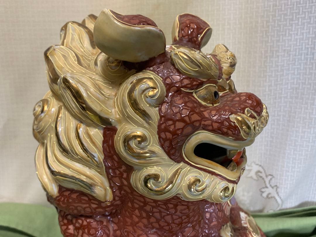 置き物　玉乗り獅子　九谷焼　縁起物 インテリア　置物