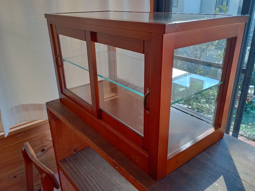 木製ガラスディスプレイケース 2段