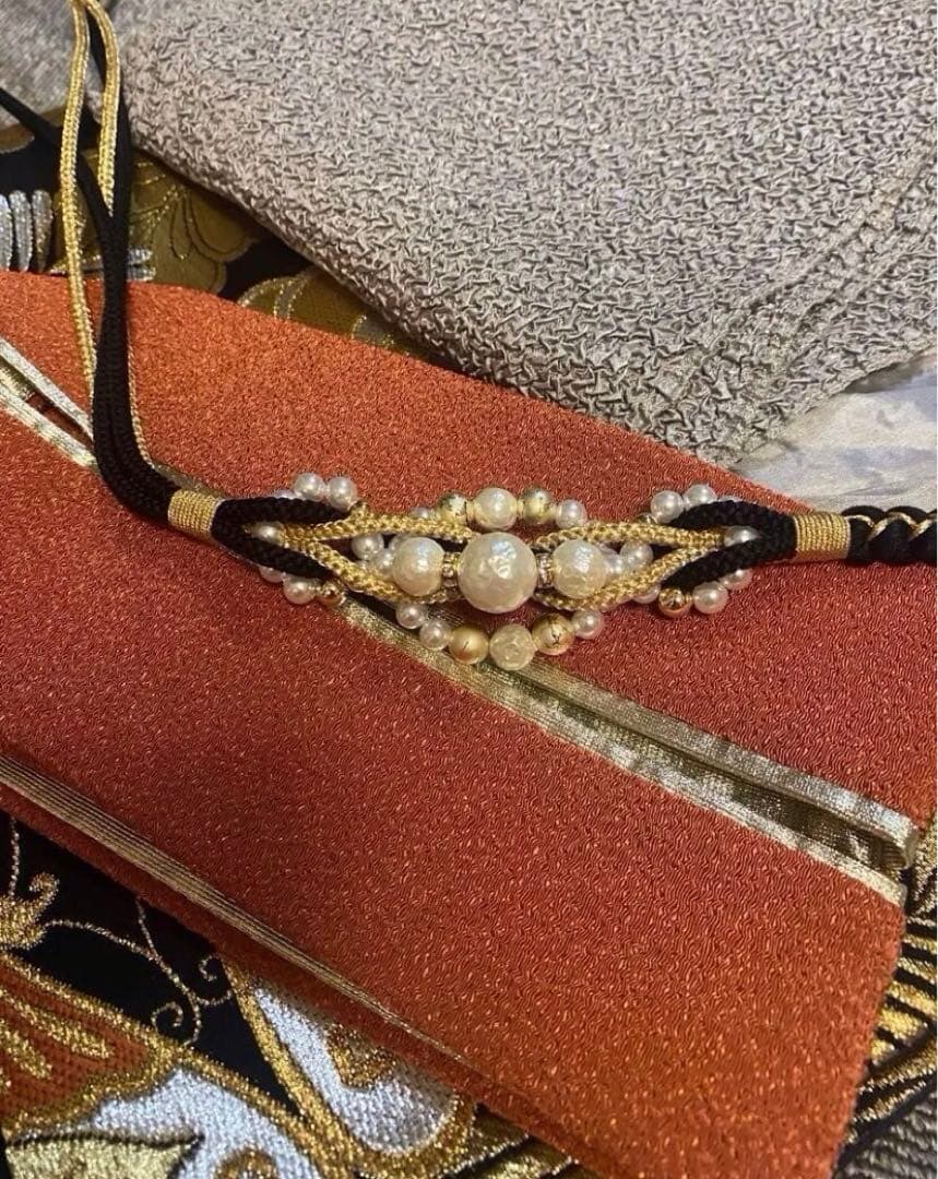 振袖フルセット　花蝶文　成人式　振袖　ゴールド　黒　正絹　振袖6点セット 豪華