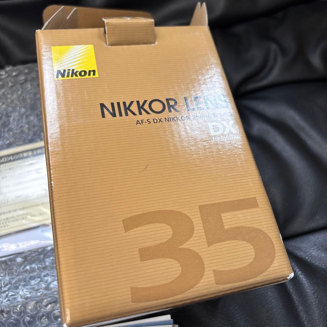 Nikon 一眼レフ　D7000 カメラ