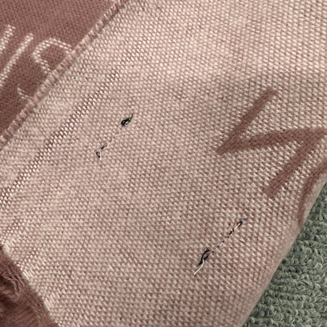 LOUIS VUITTON ロゴマフラー ピンク　2480